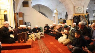 Sivasta eller mazlumlar için semaya kalktı