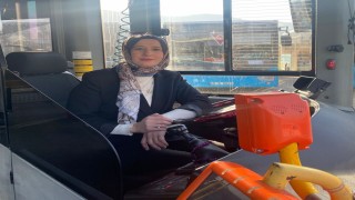 Somanın ilk kadın halk otobüsü şoförü görevine başladı