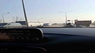 Sosyal medya için görüntü çekerken kazayı çekti