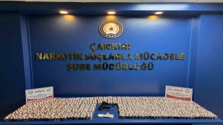 Şüphe üzerine durdurulan araçta binlerce uyuşturucu madde ele geçirildi: 3 tutuklama