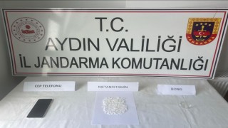 Şüpheli araçtan uyuşturucu çıktı