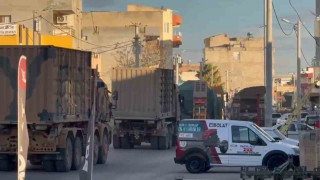 Suriye sınırına zırhlı araç ve mühimmat sevkiyatı