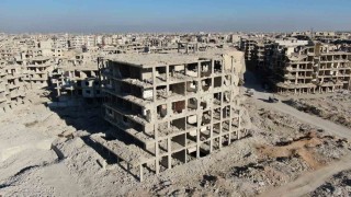 Suriyede Esad rejiminin bombaladığı binalarda restorasyon çalışmaları başladı