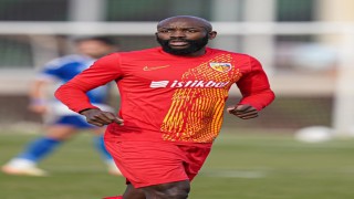Takım arkadaşına tokat atan Stephane Bahoken, kadro dışı bırakıldı