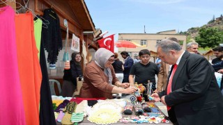 Talasta bu pazar ayın ikinci Maharetli Elleri
