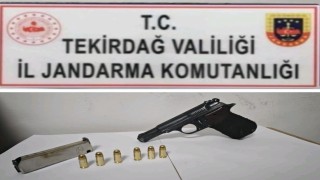 Tekirdağda jandarma ekiplerinden silah operasyonu