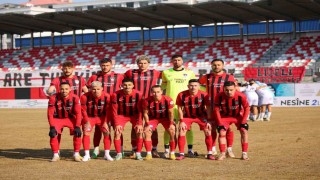 TFF 2. Lig Kırmızı Grup: Vanspor FK: 3 - Nazillspor: 1