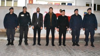 Toprakkale Kaymakamı ve Belediye Başkanı Görev Başındaki Personelleri Ziyaret Etti