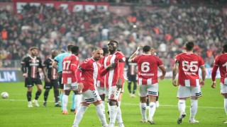 Trendyol Süper Lig: Samsunspor: 1 - Gaziantep FK: 0 (İlk yarı)