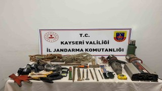 Tümülüste kaçak kazıya suçüstü