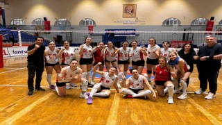 Turgutlu Belediyespor basketbol ve voleybolda haftayı galibiyetle kapattı