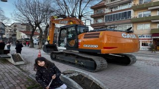 Türkiye Belediyeler Birliğinden Amasraya iş makinesi desteği