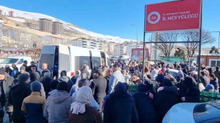 Umreciler Bayburttan kutsal topraklara dualarla uğurlandı