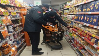 Ünyede zabıta ekiplerinden market ve fırın denetimleri