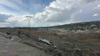 Uşakta otomobil takla attı: 1 ağır yaralı