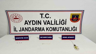 Uyuşturucu madde etkisi ile araç kullanan şahıs jandarmaya takıldı