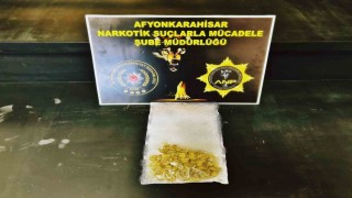 Uyuşturucu operasyonunda 2 kişi gözaltına alındı