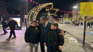 Vali Aktaş yeni yıla görev başında giren kamu personelini ziyaret etti