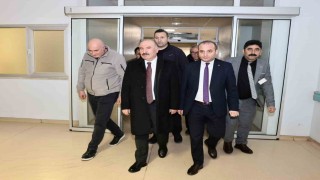 Vali Ali Çalgan, kazada yaralanan polis memurunu ziyaret etti