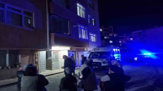 Yaşlı kadın kocası tarafından asılı bulundu