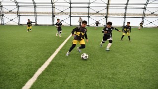 Yeşilyurtta ödüllü sömestr futbol turnuvası