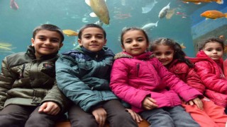 Yıldırım Belediyesinden çocuklara karne hediyesi