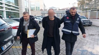 Yolcu otobüsünde üniversite öğrencisinin cüzdanını çalan yolcu tutuklandı