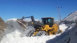 Yüksekovada karla mücadele çalışmaları tamamlandı