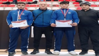 Yunusemreli güreşçiler Bilecikten başarıyla döndü