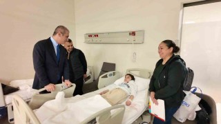 Yüreğir Kaymakamlığı 90 çocuğu sünnet ettirdi