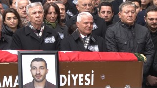 Zift yüklü kamyonun altında kalarak hayatını kaybeden üç işçiye tören düzenlendi