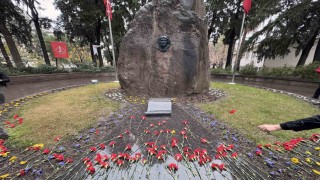 Zübeyde Hanım vefatının 102. yıl dönümünde mezarı başında anıldı