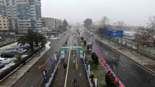 45. Uluslararası Trabzon Yarı Maratonu, yoğun kar yağışının altında koşuldu