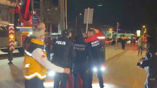 7 katlı rezidansta mahsur kalanlar kurtarılıyor