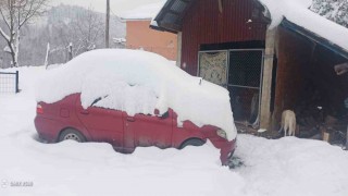 900 rakımlı kar altındaki köyde yaşama mücadelesi