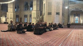 Adanalılar Ferdi Tayfurun mevlidine ilgi göstermedi