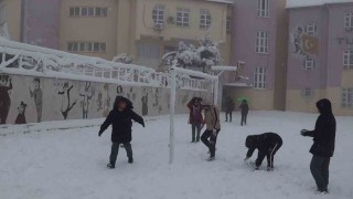 Adıyamanda okullar tatil yollar kapalı