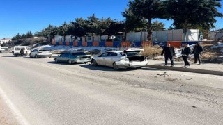 Adıyamanda zincirleme trafik kazasında 1 kişi yaralandı
