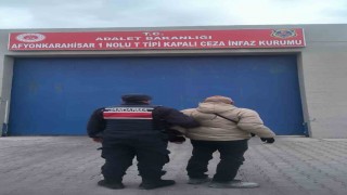 Afyonkarahisarda aranan şahıs yakalandı