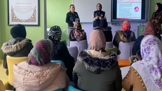 Ahlatta kadına şiddetle mücadele kapsamında bilgilendirme çalışması yapıldı