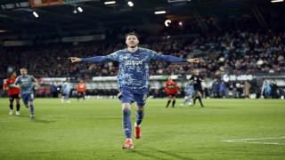 Ajax forması giyen Wout Weghorst 6 hafta sahalardan uzak kalacak