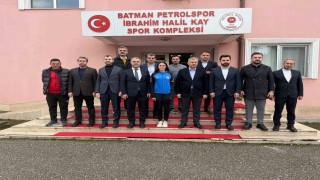 AK Parti İl Başkanı Şansi, şampiyon Teki altınla ödüllendirdi