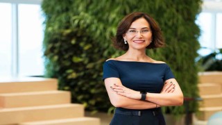 Akbankın web sitesi sade, hızlı ve kullanıcı odaklı bir tasarımla yenilendi