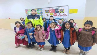 Akyakada ilkokula trafik eğitim köşesi yapıldı