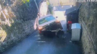 Alarko Holding Yönetim Kurulu Başkanı İzzet Garihe ölüm tehdidi iddiası: Şüpheli aracıyla dubayı böyle yıktı