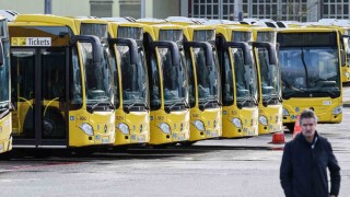 Almanyanın 6 eyaletinde toplu taşıma grevleri başladı