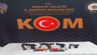 Amasyada polisten silah operasyonu: 4 ruhsatsız tabanca ele geçirildi, 1 tutuklama