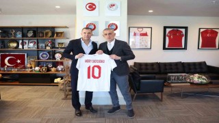 Andriy Shevchenkodan, TFF Başkanı Hacıosmanoğluna ziyaret