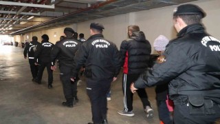 Antalyada son 1 haftada aranan 542 suçlu yakalandı