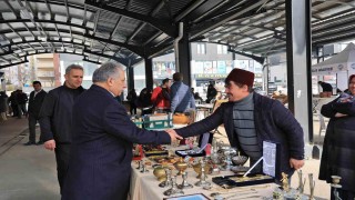 Antika Pazarına kar engeli